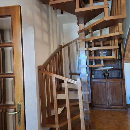 Le Del Conventino Di Marciano *